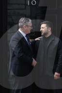 Keir Starmer welcomes Volodymyr Zelenskyy to No10
