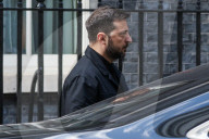 Keir Starmer welcomes Volodymyr Zelenskyy to No10