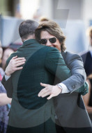 PEOPLE - Tom Cruise und Brad Pitt bei der Europapremiere des Kinofilms "F1: The Movie"