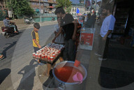 Record Breaking Temperature In Srinagar As Heatwave Grips Jammu And Kashmir