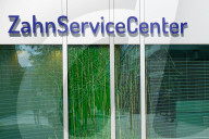 ZahnServiceCenter (Dentist) Window Signage
