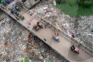 Pollution In Dhaka