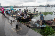 Everyday Life On The Riverside In Dhaka