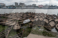 Everyday Life On The Riverside In Dhaka