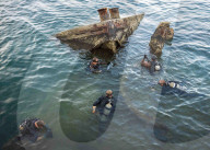 MDSU-1 Performs Measurement Dive On USS Arizona