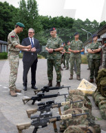 Prime Minister Keir Starmer watches Dutch-UK Marine training