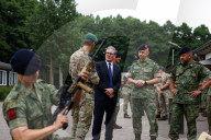 Prime Minister Keir Starmer watches Dutch-UK Marine training