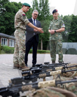 Prime Minister Keir Starmer watches Dutch-UK Marine training