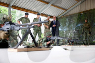 Prime Minister Keir Starmer watches Dutch-UK Marine training