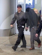 PREMIUM EXCLUSIVE Orlando Bloom Returns to L.A. Amid Growing Divorce Rumors with Katy Perry