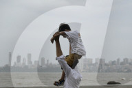 Daily Life In Mumbai 