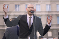 Siarhei Tsikhahouski Speaks About His Release From Belarusian Prison In Warsaw