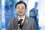 Ahn Gyu-baek Becomes First Civilian Nominee For South Korea's Defense Minister