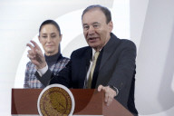 Mexico’s President Claudia Sheinbaum Meets Whit Gobernors
