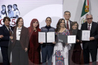 Mexico’s President Claudia Sheinbaum Meets Whit Gobernors