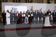 Mexico’s President Claudia Sheinbaum Meets Whit Gobernors