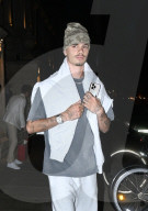 EXCLUSIVE: *NO MAIL ONLINE* Romeo Beckham Seen Leaving The 22 Hotel In Mayfair - 27 Jun 2025