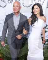 (FILE) Jeff Bezos and Lauren Sanchez Are Married