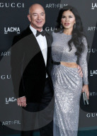 (FILE) Jeff Bezos and Lauren Sanchez Are Married