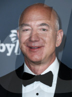 (FILE) Jeff Bezos and Lauren Sanchez Are Married
