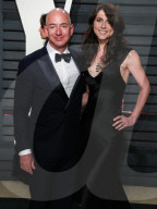 (FILE) Jeff Bezos and Lauren Sanchez Are Married