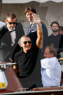 PEOPLE - Bezos-Hochzeit: Promis auf dem Weg zur Hochzeit in Venedig