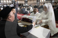Mass Wedding In Indonesia