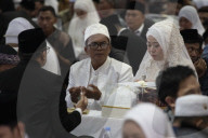 Mass Wedding In Indonesia