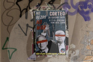 PEOPLE - Anti-Bezos-Plakate in Venedig
