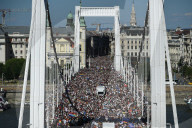 Budapest Pride Parade Goes Ahead Despite Ban