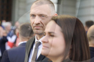 Belarusians In Warsaw Celebrate Release Of Tikhanovsky