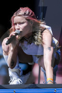 Rhian Teasdale (Wet Leg)