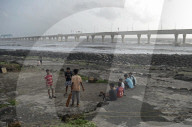 Daily Life In Mumbai 
