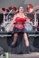 Sharon Janny den Adel (Within Temptation)