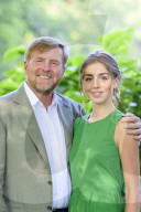 ROYALS - Sommerfototermin mit den holländischen Royals  im Palast Huis ten Bosh in Den Haag