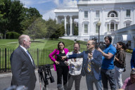 Border Czar Tom Homan  Stoped And Talked To The Press 