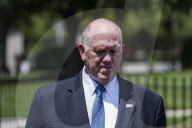 Border Czar Tom Homan  Stoped And Talked To The Press 