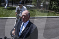 Border Czar Tom Homan  Stoped And Talked To The Press 