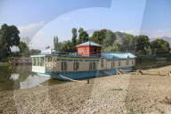 Heatwave Dries Up Kashmir's River Jhelum