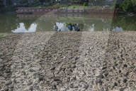 Heatwave Dries Up Kashmir's River Jhelum