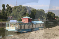 Heatwave Dries Up Kashmir's River Jhelum