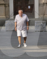 Summer loneliness is a problem that arises every year during the hottest periods