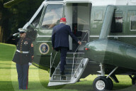 Trump departs WH for Florida