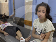 Killed and wounded Palestinians, after the Israeli attack, are being brought to Nasser hospitalGazans wounded after Israeli attack