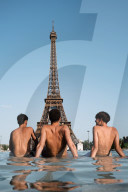 Red Alert Heatwave In Paris
