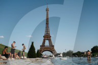 Red Alert Heatwave In Paris