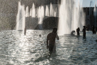 Red Alert Heatwave In Paris