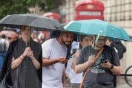 Wet weather breaks heat wave in UK