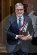 Starmer Departs No 10 For PMQs