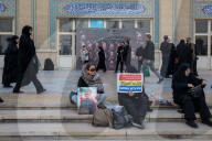 Iran honors war martyrs